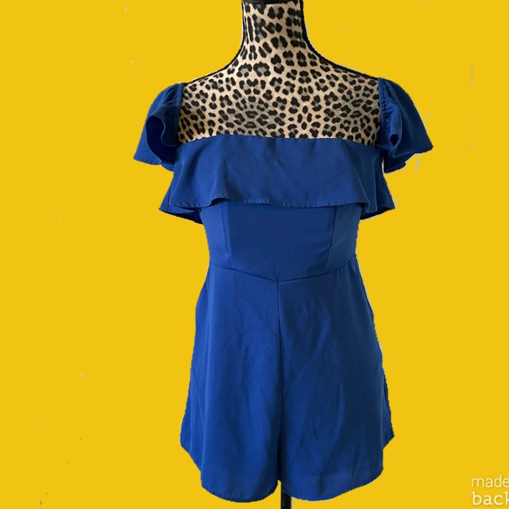 Romper w/Pockets. Blue. off/on shoulders sz Med